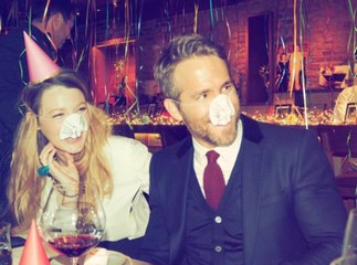 Ryan Reynolds : Blake Lively l'empêche de "devenir dingue"