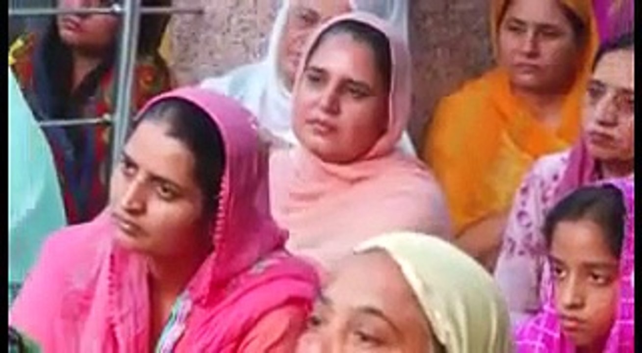 Kutta Raj Bhalie Fir Chakki Chatte Babe Dian Gall Jarur Suno Ji 2016