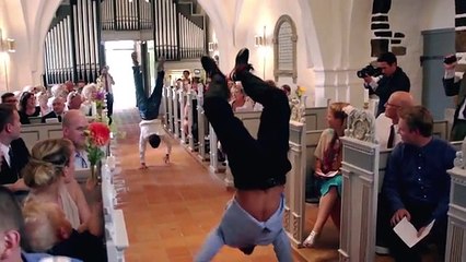 The groom takes off his jacket to church and starts the show. hilarious