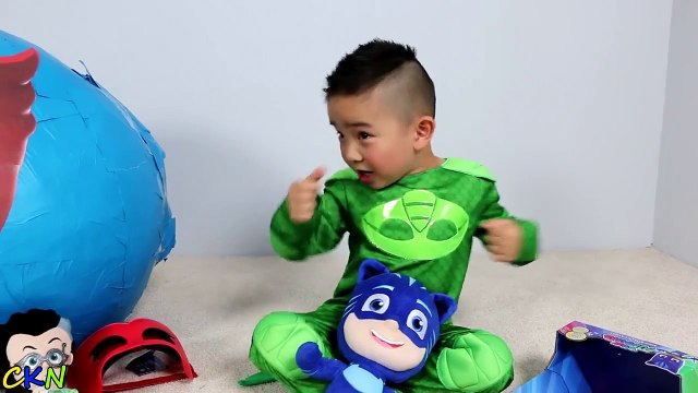 PJ MASKS Super Giant Toys Surprise Egg Opening Fun With Catboy Gekko Ckn Toys-TsWSI8rVjH0