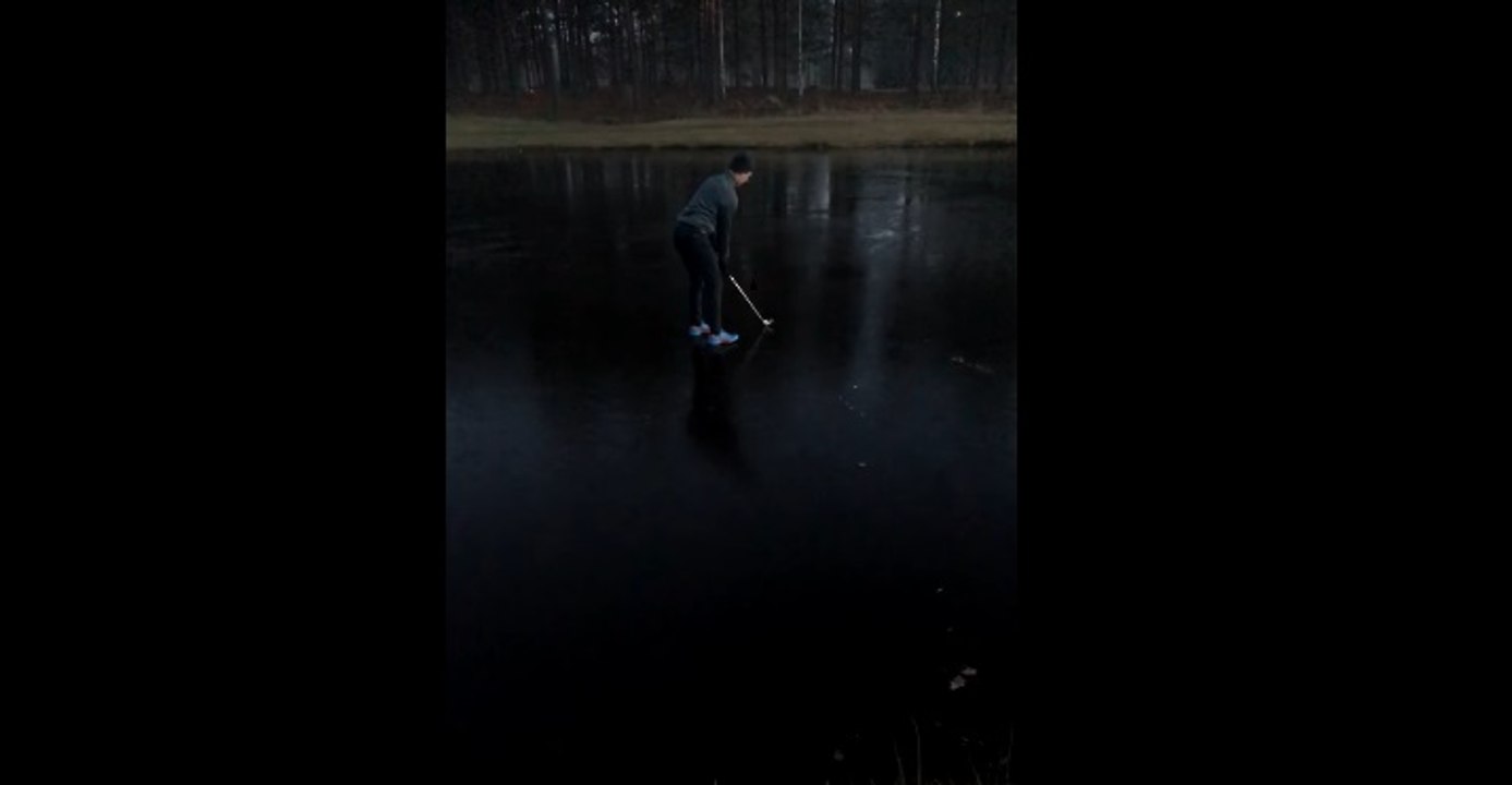 Voilà pourquoi les golfeurs ne doivent pas rester sur un lac gelé pour faire leur tir