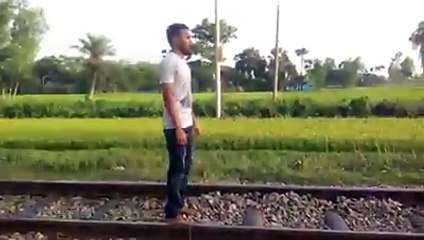 ওর কলিজাটা বের করে যাদুঘরে রাখা উচিৎ....না দেখলে মিস করবেন...!!!