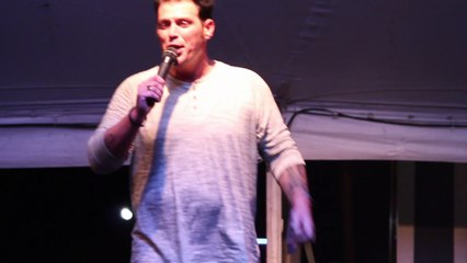 Franz Goovaerts sings 'Burning Love' Graceland Crossing Elvis Week 2016