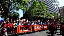 Thousands rally to call for action on climate change in Sydney[1]
