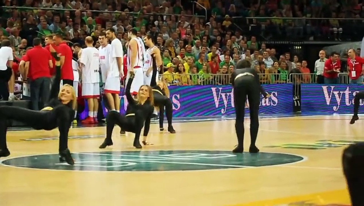 Vous n'avez jamais vu les pom-pom girls Lituaniennes ? Ne les ratez surtout pas !