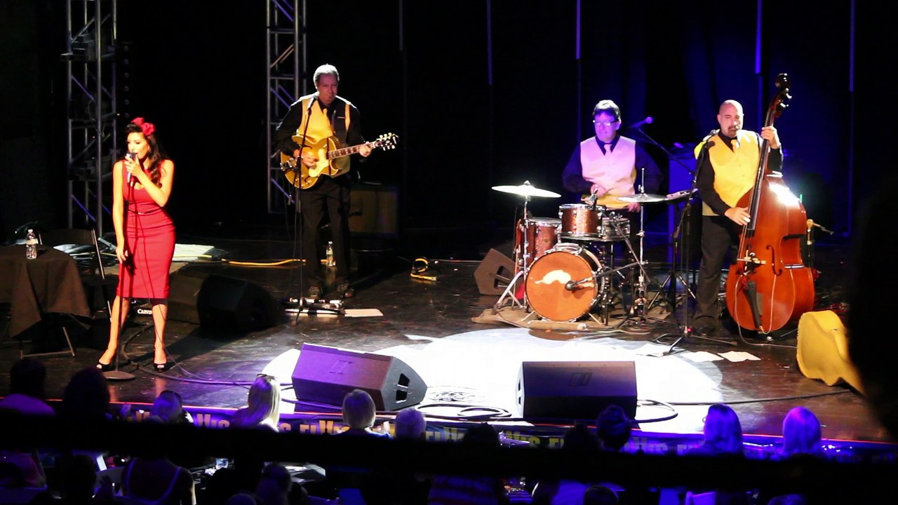 Stephanie Zeligman in Elvis 56 Elvis Week 2016