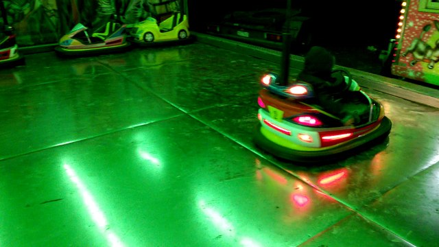 FOIRE HUY 5 NOVEMBRE 2016 (1) AUTOS TAMPONEUSES