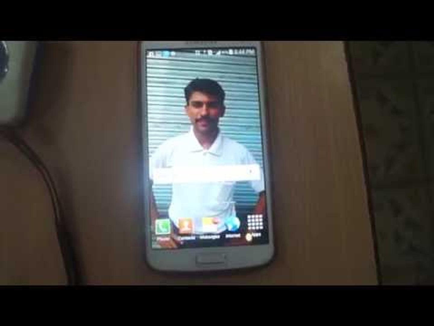 How to Screenshot on Mobile