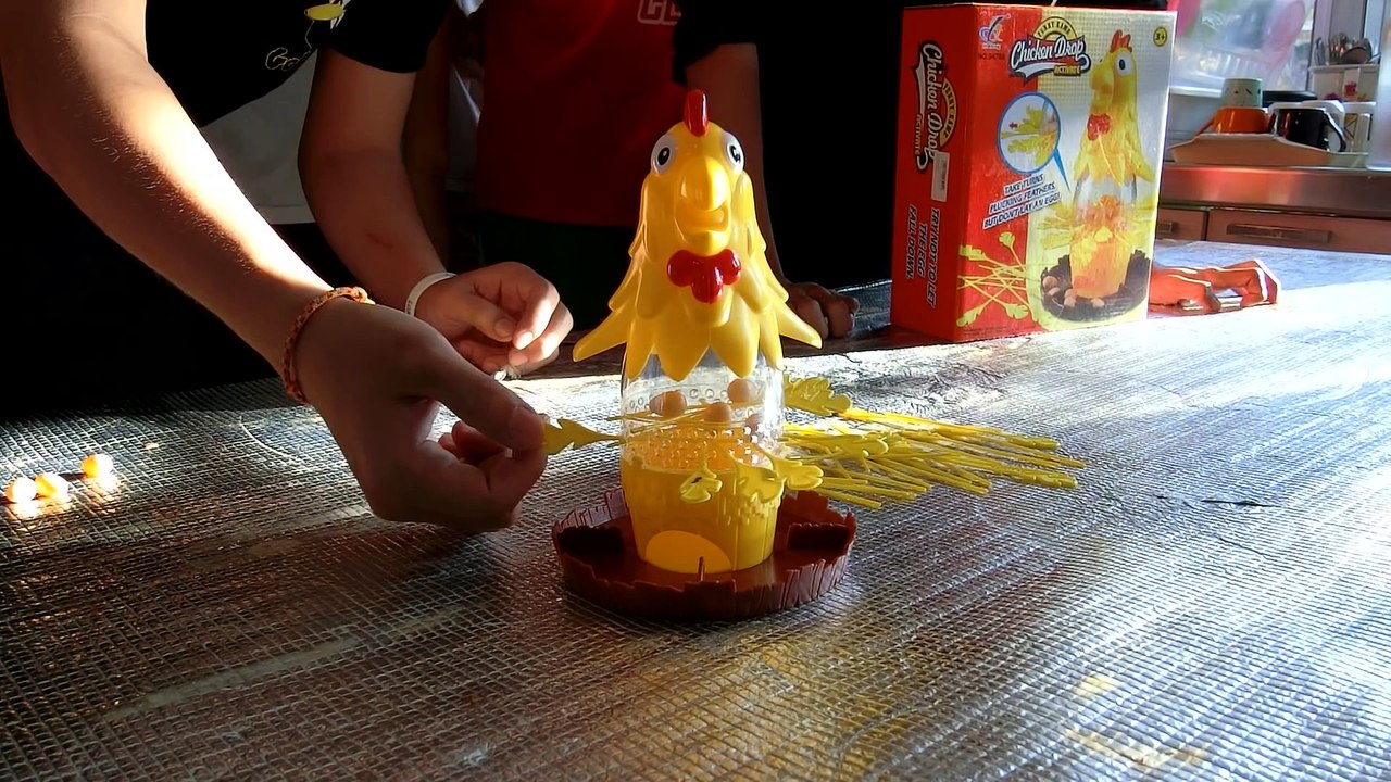 Chicken Drop เล่นกล้วย Ep.9: หัวกับไข่อะไรจะแตกก่อนกัน