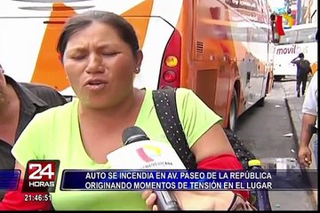 Vía Expresa: auto se incendia a pocos metros del Estadio Nacional