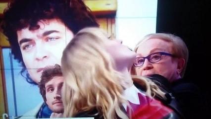 CRISE D'ÉPILEPSIE Sveva Alviti EN DIRECT SUR CANAL   GRAND JOURNAL DALIDA-j9ETlT7_xd4