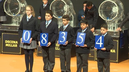 El Gordo del Niño, el 08.354, cae íntegro en Torrent