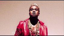 Kanye West Hospitalized For His 'Own Health and Safety' After Week of Rants and Cancelling Tour.-GaS0DTk2iG4