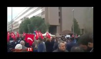 CHP'den adliye önünde protesto: Hükümet istifa