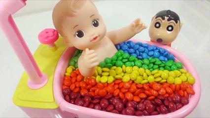 Learn Colors Slime Surprise Eggs Play Doh Toys Learn Numbers Baby Doll Bath Time M&M Chocolate-7B