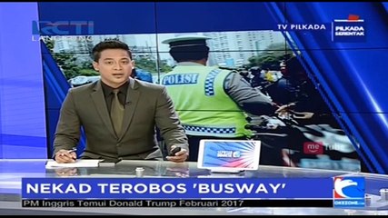 Hindari Razia, Pengendara Nekad Melintas Pembatas Jalan