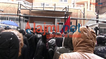 Protesta per Ramush Haradinaj