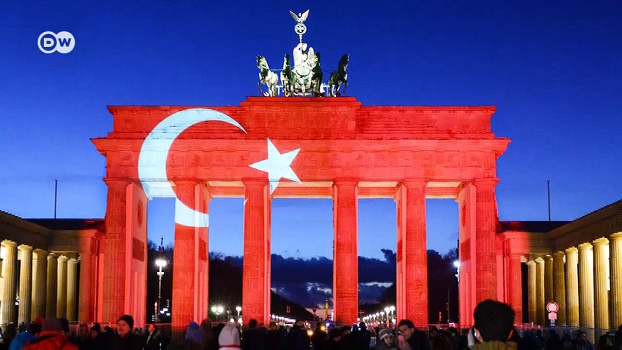 My picture of the week | Tiefe Partnerschaft zwischen Deutschen und Türken | Webvideos