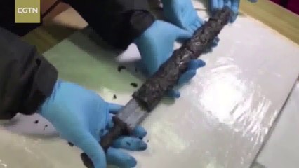 Des archéologues découvrent une épée de 2.300 ans