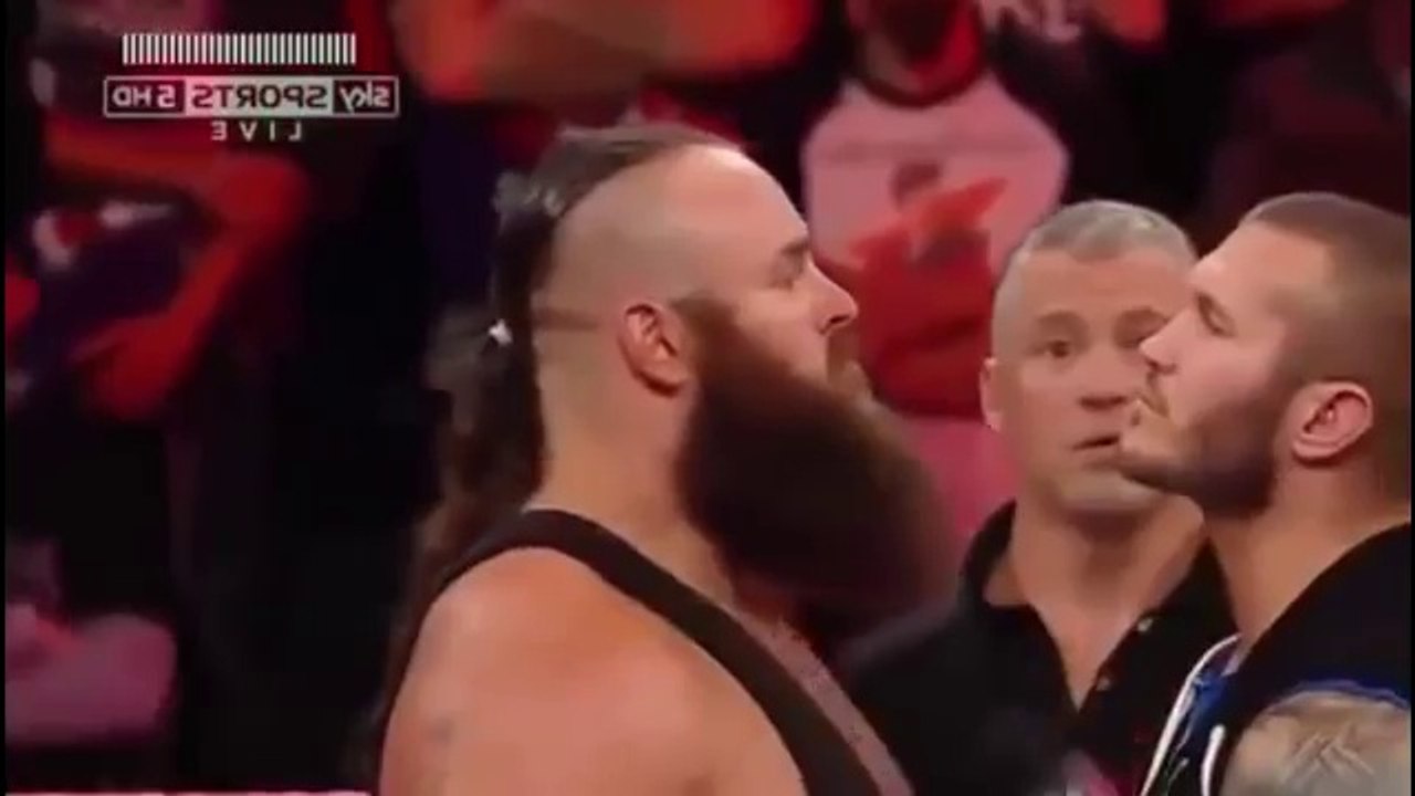 WWE Raw 14 Nov 2016 || Team Raw vs Team Smackdown ||  WWE Raw 15-11-2016