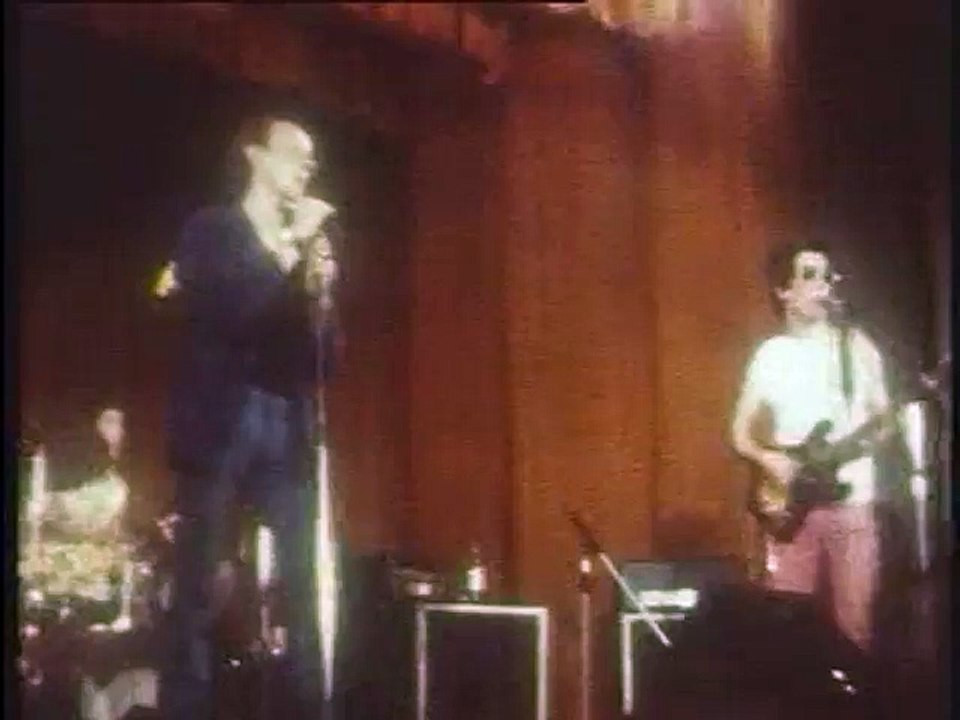 Buzzcocks - Breakdown (Official Video)