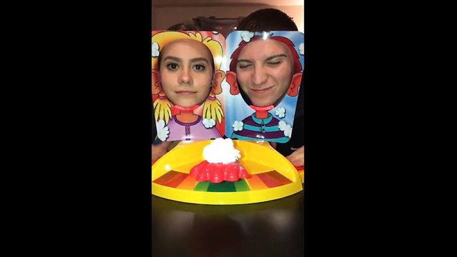 Trò chơi khiến người nhỏ đến người già và thú cưng đều mê tít