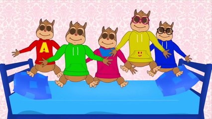 Five Little Pig Ironman jumping on the Bed / Nursery Rhymes Lyrics