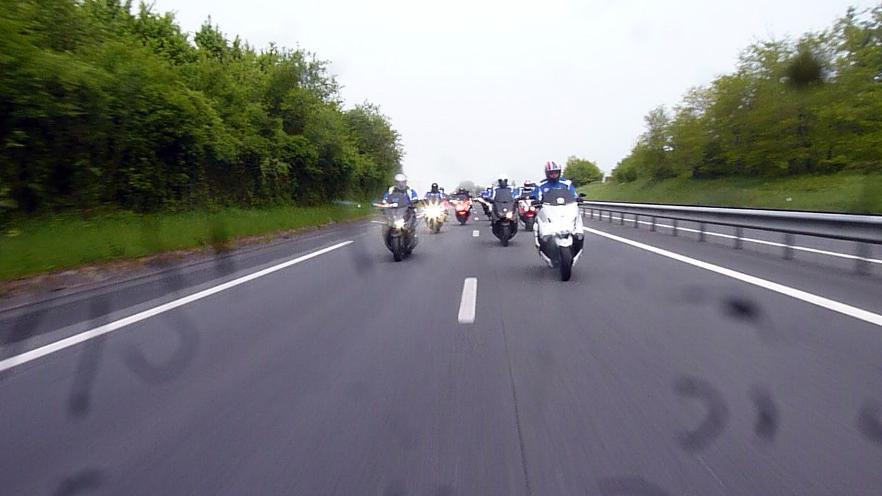 Convoi S75 concentration TMAX-MANIA CANTAL 2013