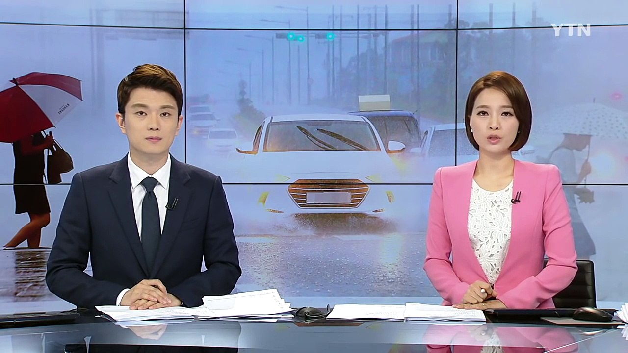용인서 승용차 다리 난간 뚫고 돌진...4명 다쳐 / YTN (Yes! Top News)
