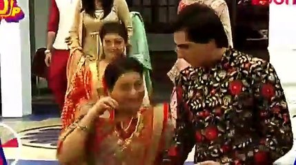 SAGAI SE BHAGI DADI Yeh Rishta Kya Kehlata Hai 8- January 2017