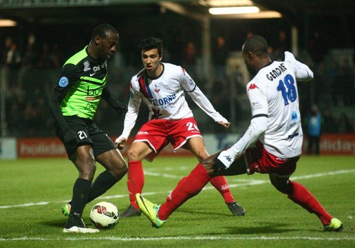 Football : les SR Colmar marquent le...