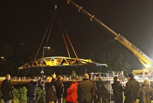 Riedisheim: deux passerelles piétonnes posées en une...