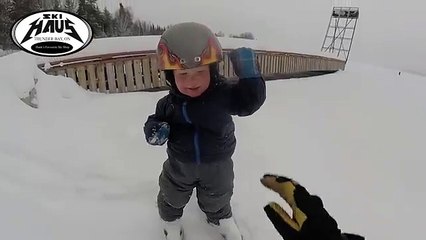 Dy vjeçari skijon si profesionist!!