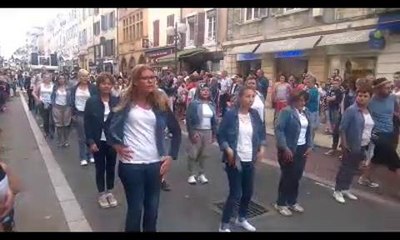 La biennale de la danse envoûte...
