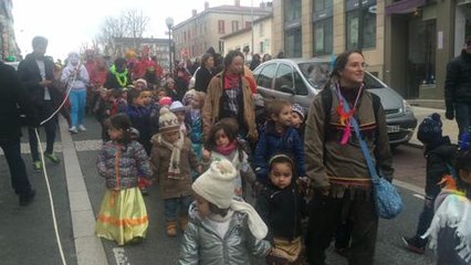 Villefranche : plus de 200 enfants fêtent carnaval dans les rues de la...