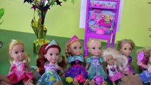 Bullseye Target Game! ELSA and ANNA toddlers & other kids PLAY & Win prizes! Who wins