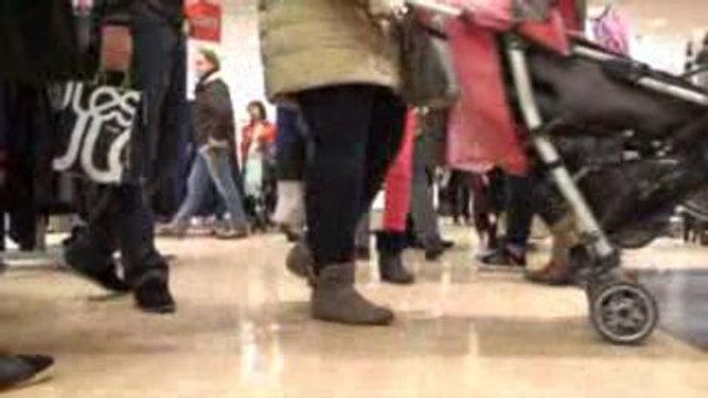 Jour 1 des soldes : la chasse aux bonnes affaires a...