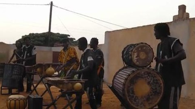 Le groupe Sitala, venu de Bobo Dioulasso, au Burkina Faso