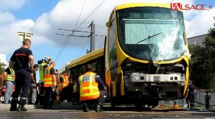 Mulhouse : un tram déraille après avoir percuté un camion BV