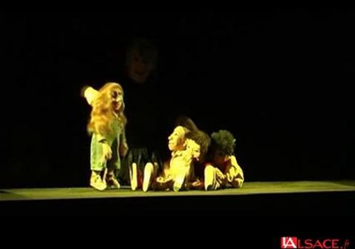 Flash Marionnettes : le cadeau à Momix