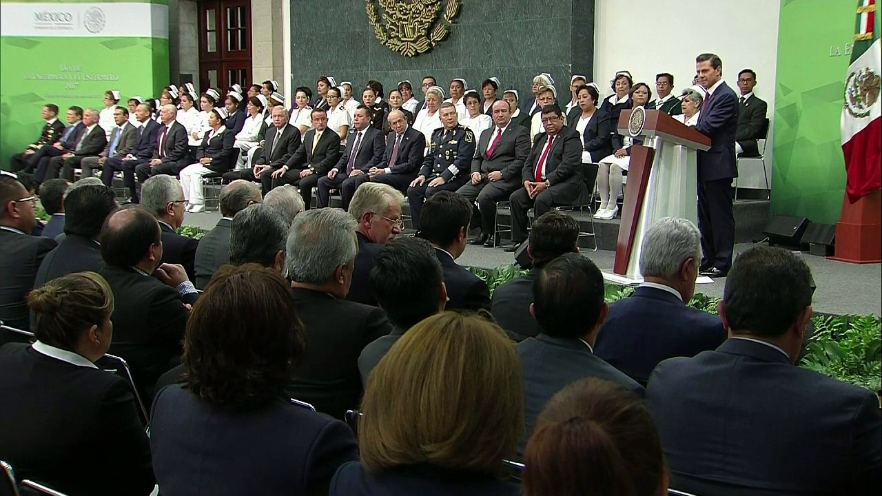 Pena Nieto condemns vandalism after gas price hike
