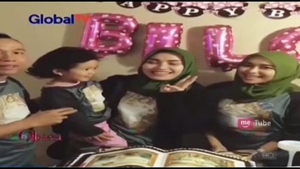 Ayu Ting Ting Pulang Umrah dan Berlibur