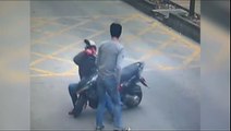 Trucker Kicks Thief Off Speeding Motorbike For Stealing His Cell Phone In China!