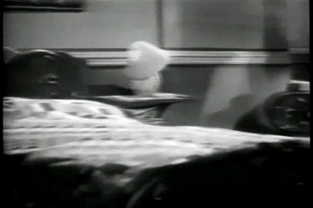 ANHONEE (1952) - Mere Dil Ki Dhadkan Kya Bole Kya Bole | Main Jaanun Aur Tu Jaane - (Talat Mahmood, Lata Mangeshkar)
