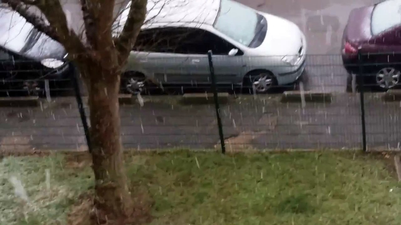Snow fall 2017 paris