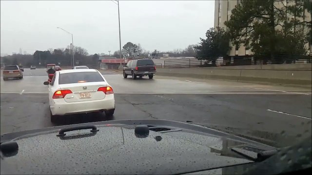 En fauteuil roulant électrique sur une 4 voies... Why not?!!!