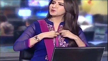 بالفيديو ....المذيعة لم تنتبه انها على الهواء فكانت الفضيحة !!!!