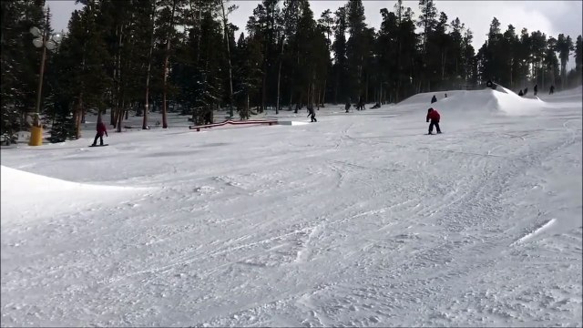 Saut à ski sur un tremplin Fail