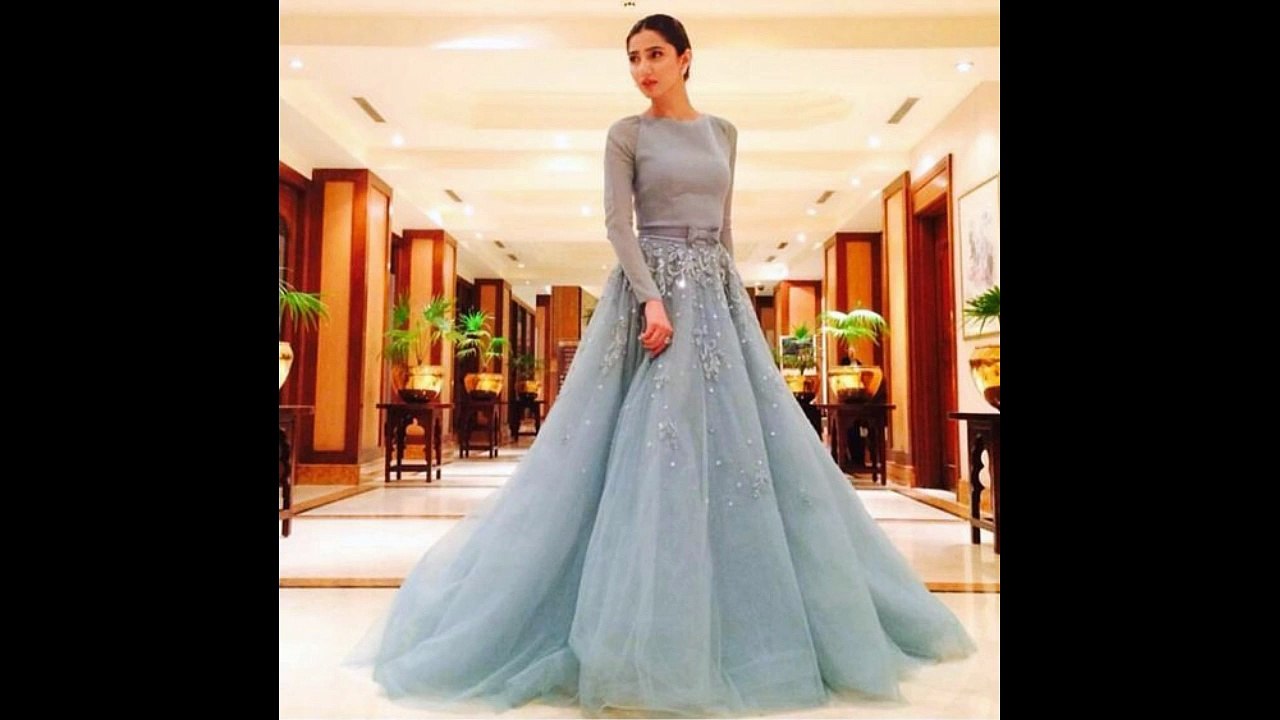 10 Mahira Khan Outfits Every Girl Would Love to Own!