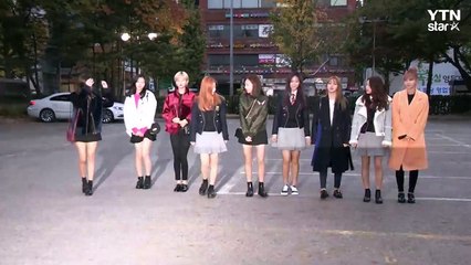 [★영상] 트와이스 "TT~ 많이 사랑해주세요"…깜찍 포즈 (뮤직뱅크 출근길) / YTN (Yes! Top News)